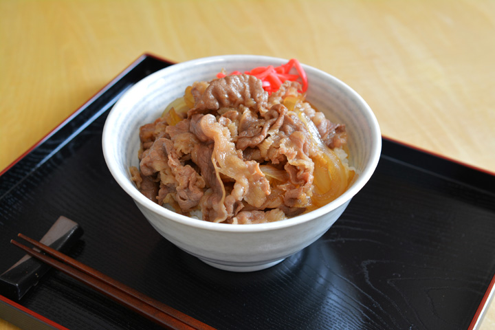社員食堂のオススメは丼もの